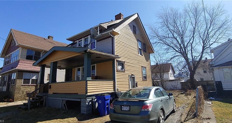 1st image of 15800 Corsica Ave