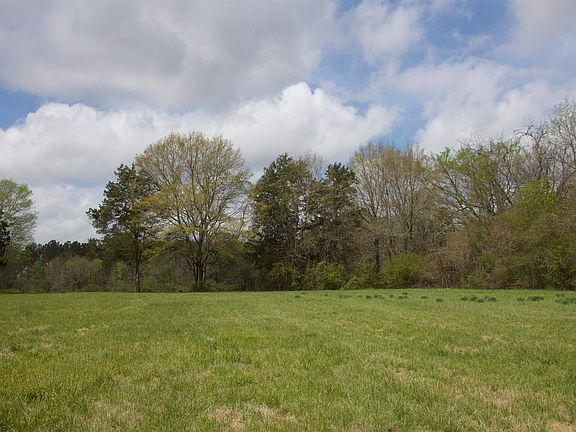 5th image of 14360 Lagrange Rd