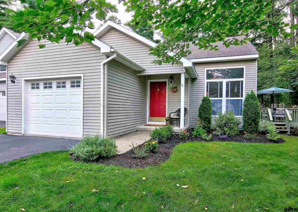 1st image of 51 Skylark Dr