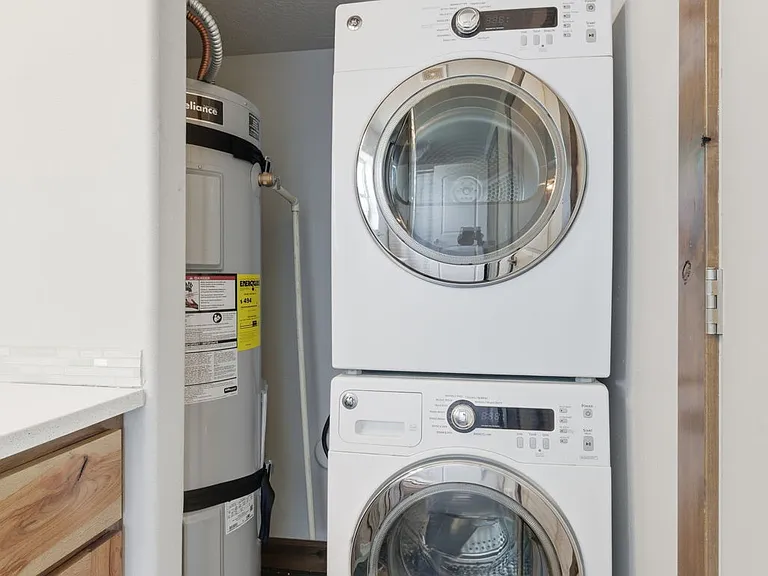 848 N Chase Rd #205 — Photo 13