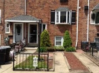 6911 61st Rd, Middle Village, NY 11379