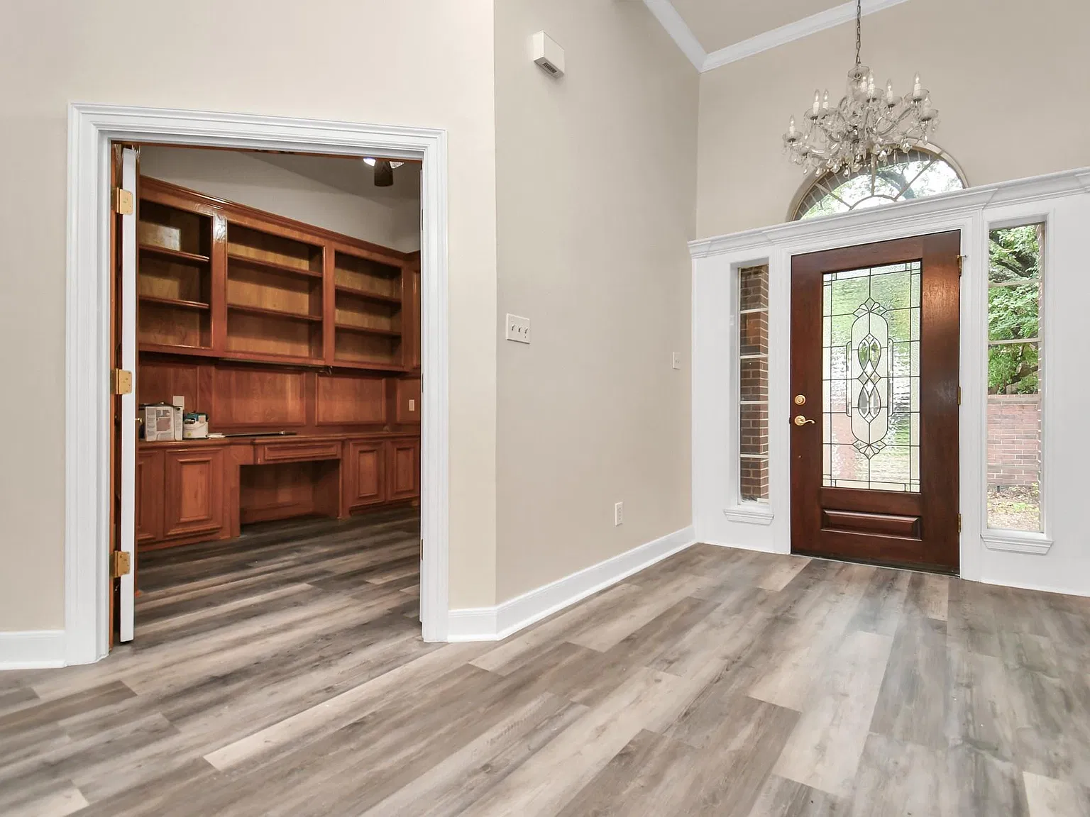 2 bed, 2.0 bath, 2142 sqft, $2,000 — Photo 4