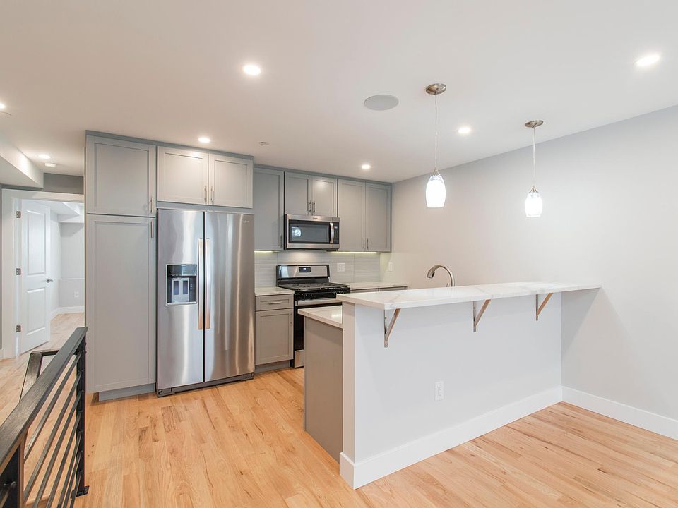 1st image of 1529 North St #1