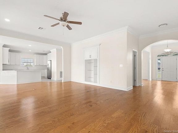 5th image of 1802 Plantation Dr