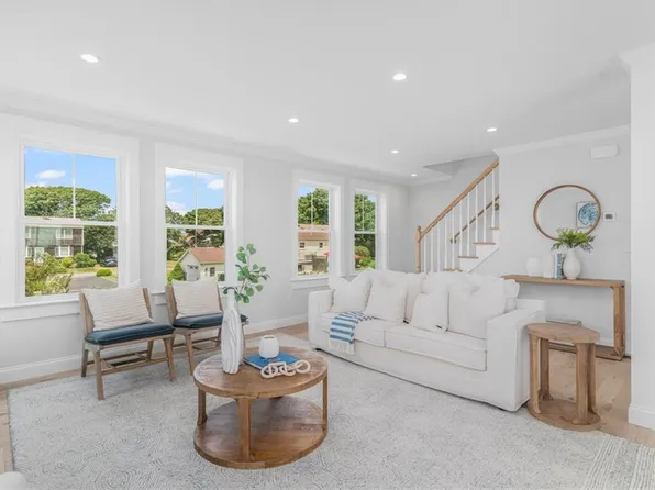 55 Piping Plover Dr, South Kingstown, RI 02879