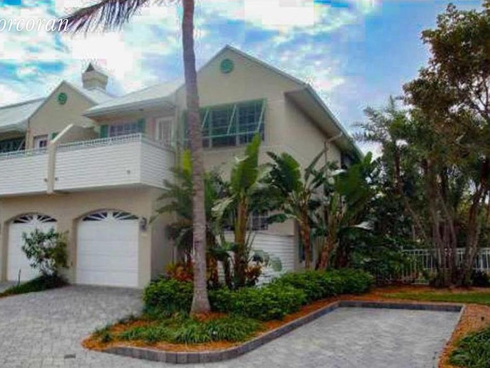 1st image of 115 Venetian Dr #9