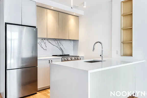 Rented by Nooklyn NYC LLC | media 9