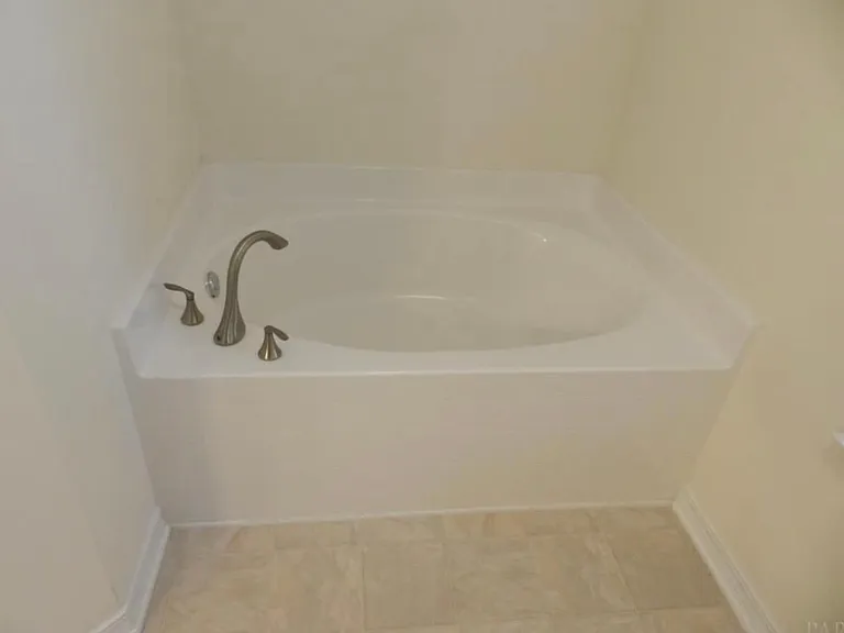 9590 Laramie Dr — Photo 7