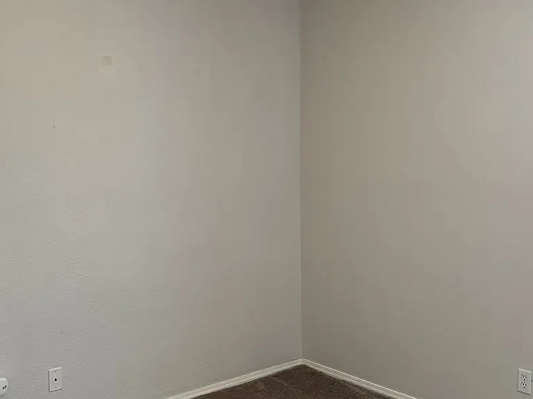 2125 Sierra Ln NE — Photo 13