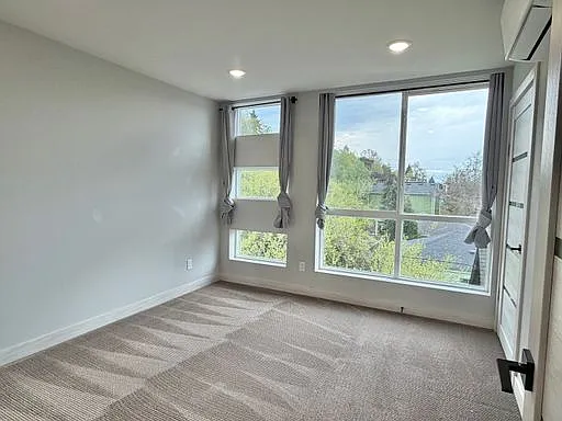 4526 Delridge Way SW — Photo 17