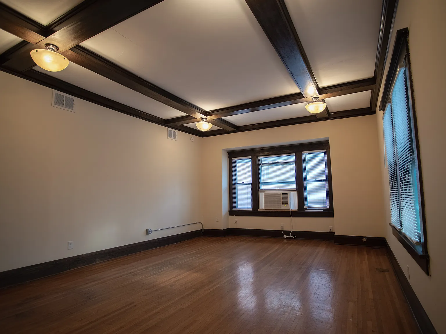 1 bed, 850 sqft, $950 — Photo 3