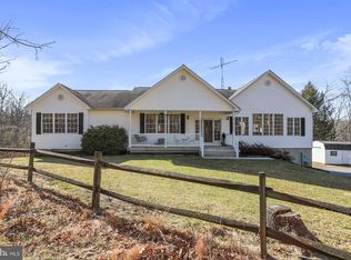 587 Tilhance Rd, Hedgesville, WV 25427