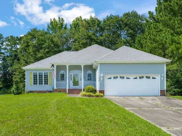 716 Parker St, Fuquay Varina, NC 27526