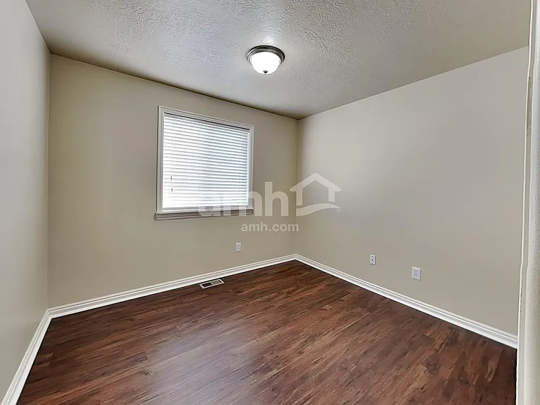 163 Crystal Bay Dr — Photo 13