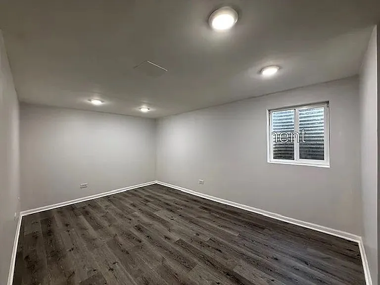 2 bed, 1.5 bath, 1232 sqft, $1,950 — Photo 3