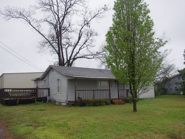 501 N Pecan St