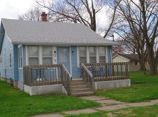 1809 S 12th St, Burlington, IA