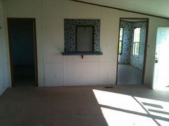 3rd image of 3125 N Fm 157