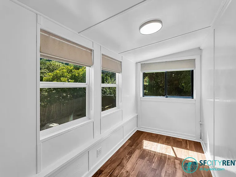 270 Eureka St — Photo 10