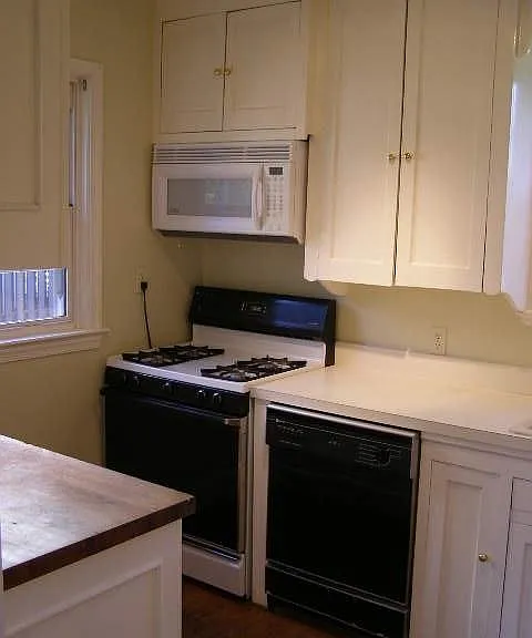 435 N Monroe St — Photo 7