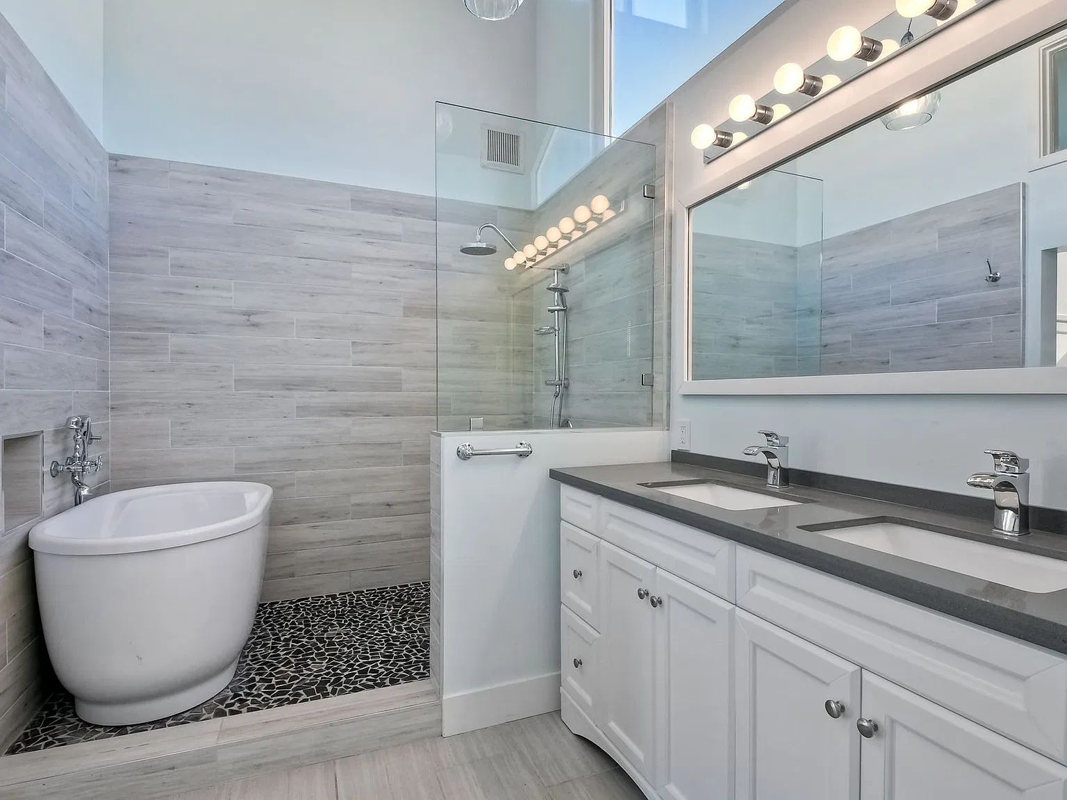 348 La Mesa Avenue — Photo 4