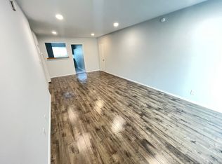 Romaine, Los Angeles, CA 90046