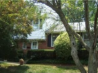 817 Adams Dr, Brookhaven, PA 19015