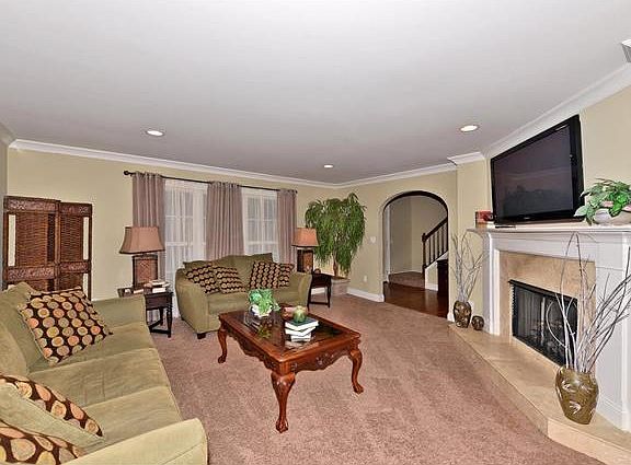 3rd image of 5066 Suson Hills Dr
