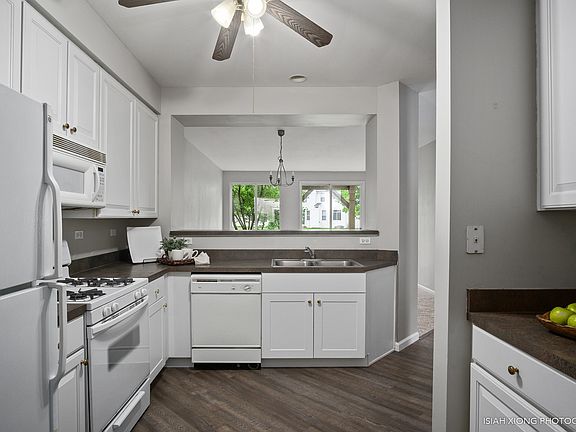 2nd image of 2806 Kentshire Ct