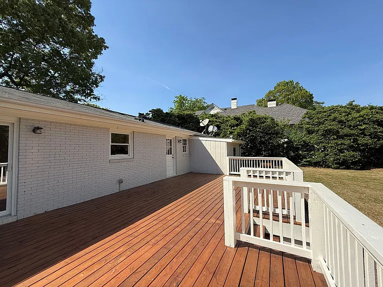 1402 Hedgelawn Way — Photo 31