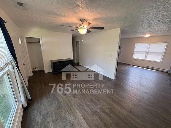 3rd image of 508 W Darby Dr