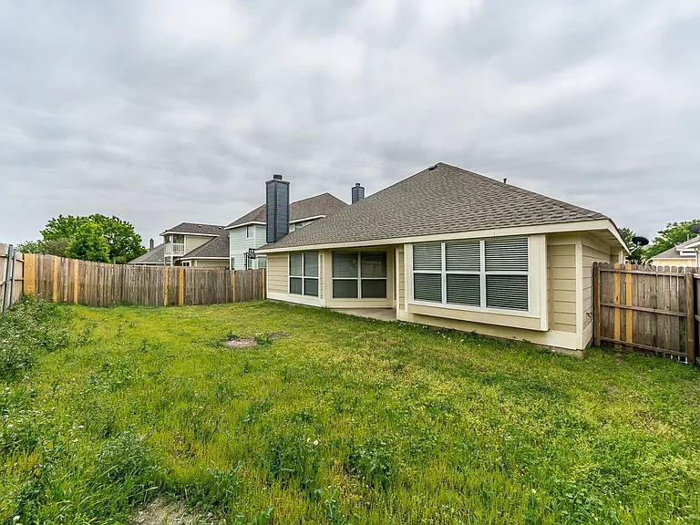 9924 Wild Ginger Dr — Photo 3