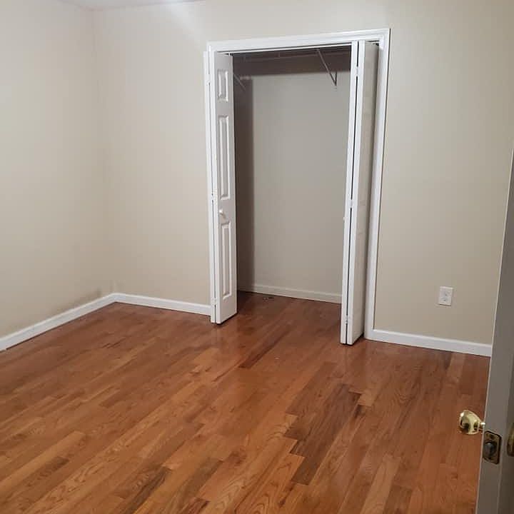 1st image of 4403 Broadway #300