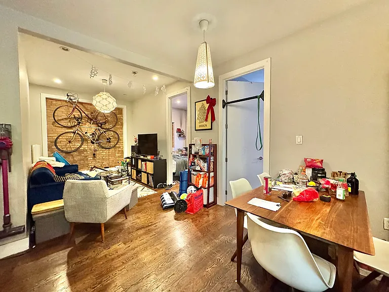 552 Lincoln Pl #2B — Photo 9