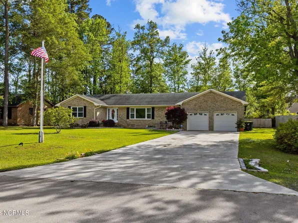 108 Hodges Street, Morehead City, NC 28557