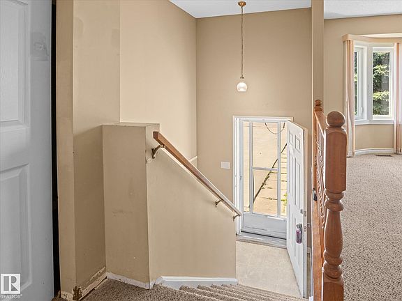 3rd image of 4174 28th Ave NW