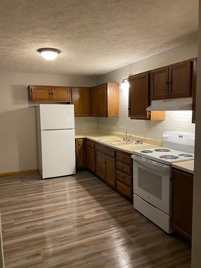 Move-in ready! — Photo 2