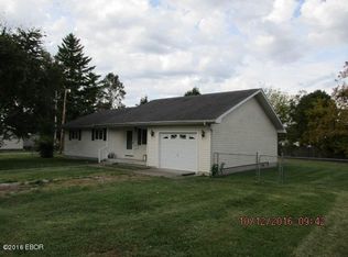 512 S Binkley St, West Frankfort, IL 62896