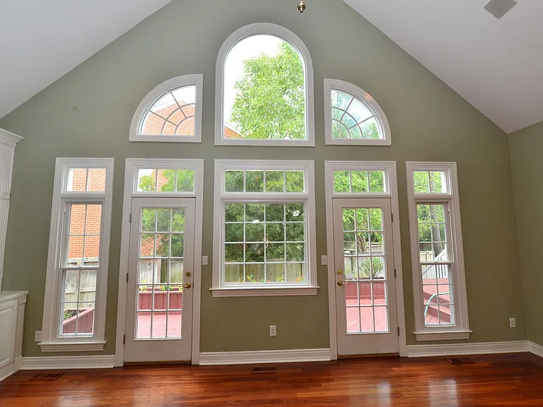 720 River Strand — Photo 16