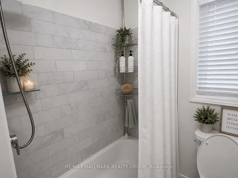 1374 Chicory Pl — Photo 23