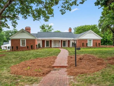 1001 Country Club Dr, High Point, NC, 27262