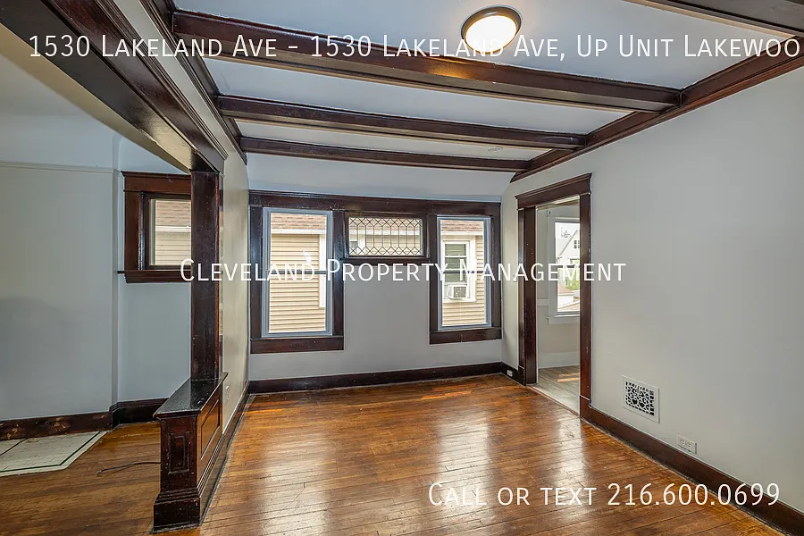 Three Bedroom on the west side of Lakewood — Photo 4