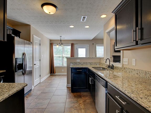 5th image of 1508 Hattie Ln