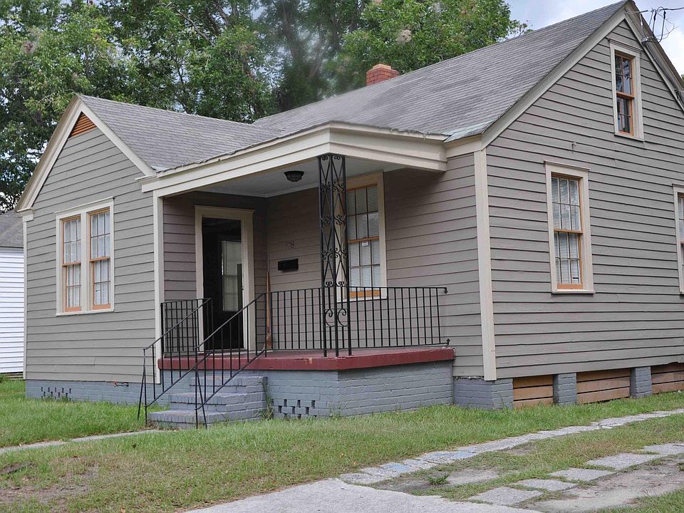 1st image of 908 Hamilton Ct