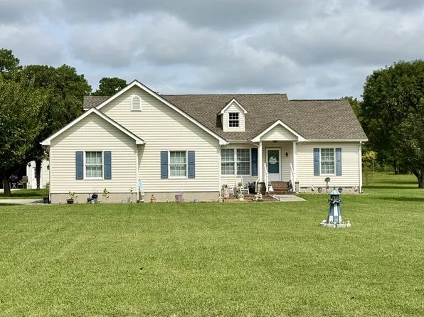 2507 Townfield Dr, Cape Charles, VA 23310