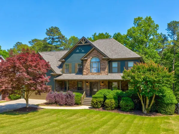 4418 Shellie Ln, Oakwood, GA 30566