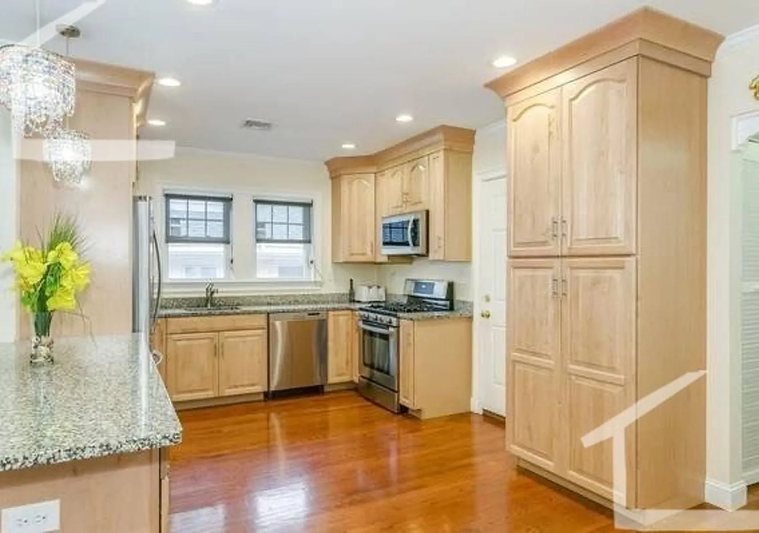 Desirable Unit in Brookline — Photo 1