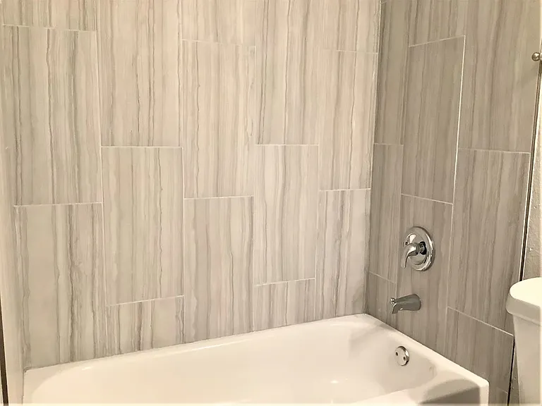 629 Duke Dr — Photo 3