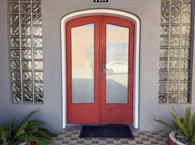 1417 Tremont St, Galveston, TX