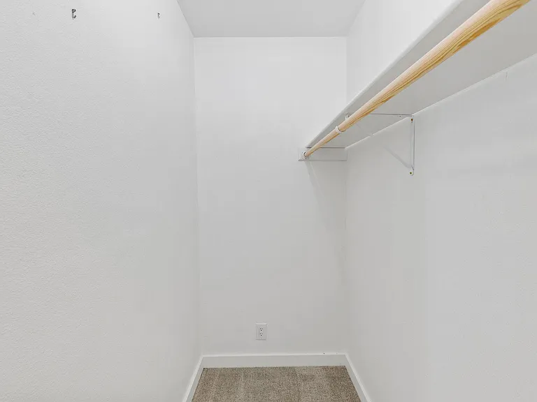 8346 Summerwood Dr — Photo 34